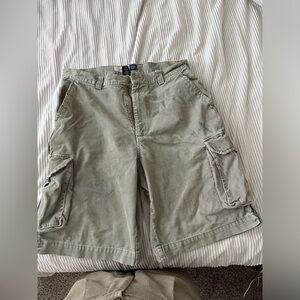 Gap cargo shorts